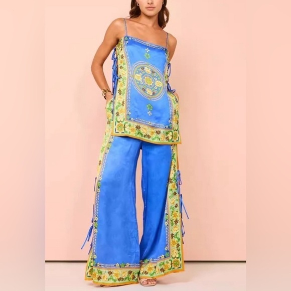 Vacation Ready! Two Piece Paisley Pants n Top - Picture 2 of 7